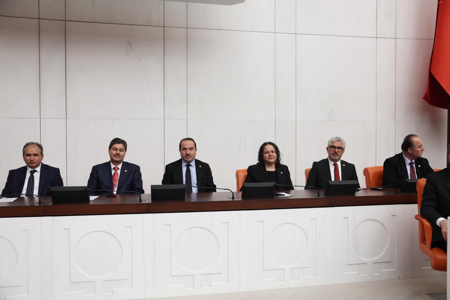 Necmettin Erkan: “239 Sıra Sayılı Kanun Teklifi TBMM’de Kabul Edildi; Milletimize Hayırlı Olsun”