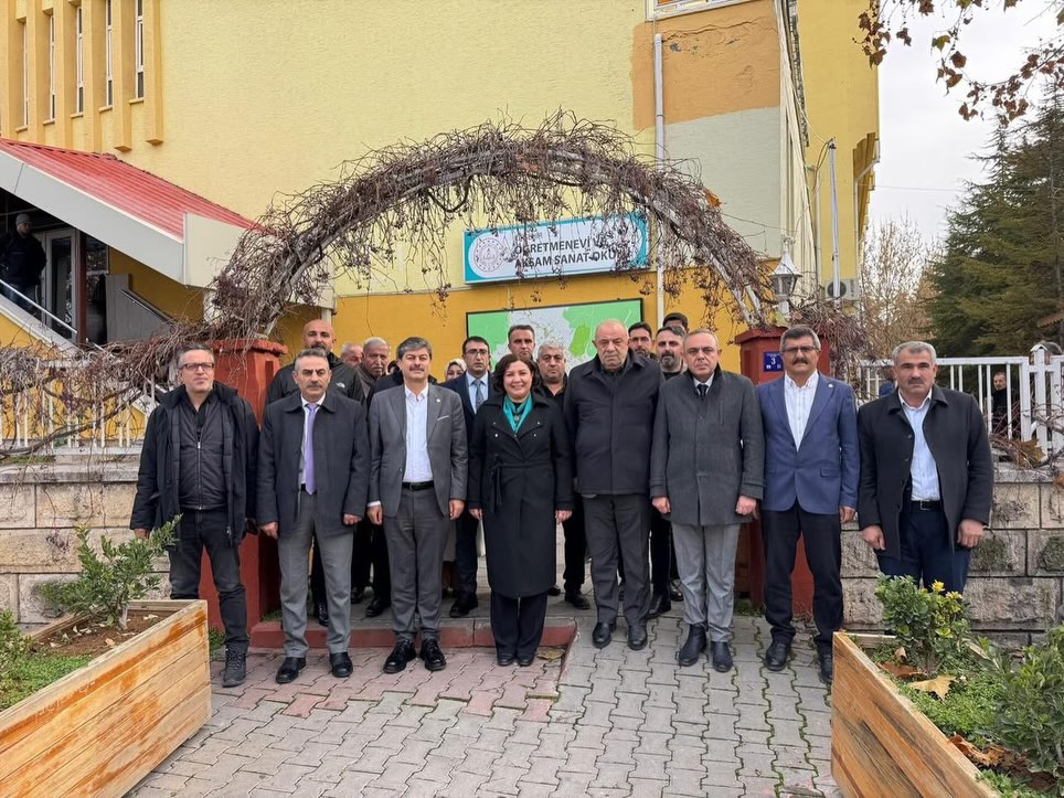 Kırşehir Ekonomisi Masaya Yatırıldı: Oda ve Borsa Birlik Başkanlarıyla İstişare Toplantısı