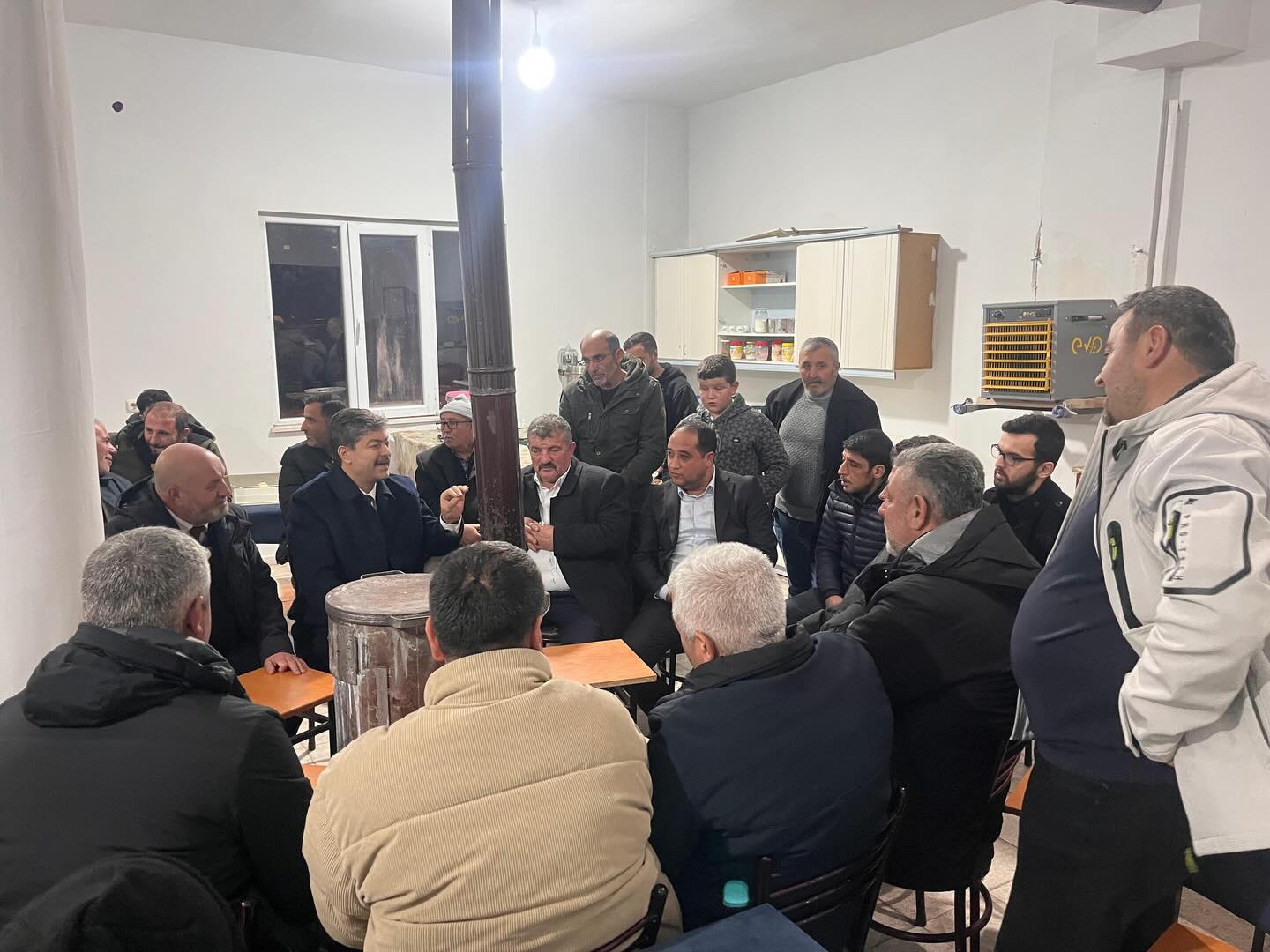 Necmettin Erkan, Boztepe Büyükkışla Köyü’nde Vatandaşlarla Bir Araya Geldi