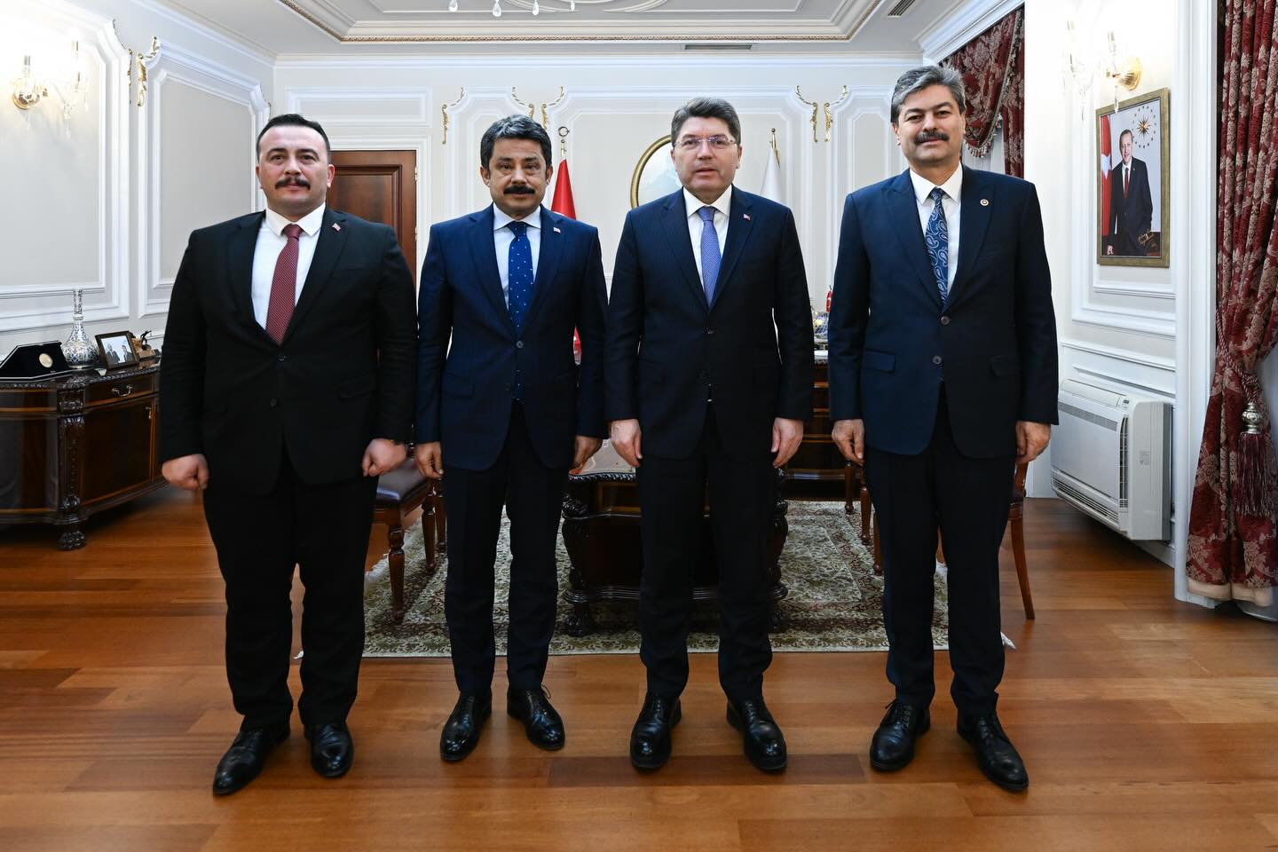 Necmettin Erkan’dan Adalet Bakanlığı’na Kırşehir Gündemli Ziyaret