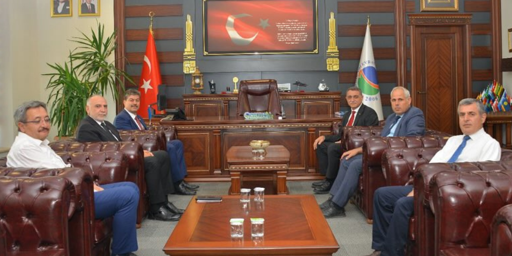 Kırşehir Ak Parti Milletvekili Necmettin Erkan’dan Ahi Evran Üniversitesi’ne Ziyaret